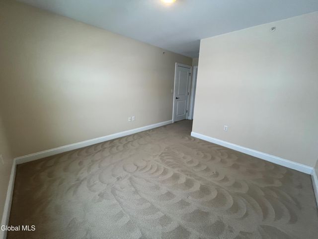 74 Weibel Avenue 2STR205, Saratoga Springs, NY 12866