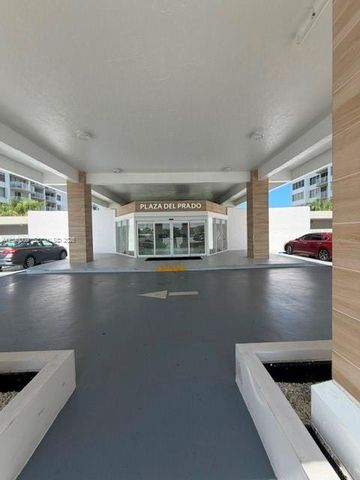 18061 Biscayne Boulevard PH02, Aventura, FL 33160