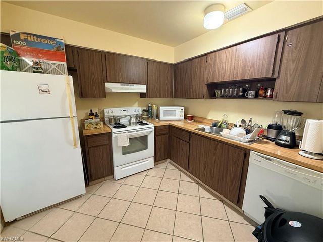 4781 Orange Grove BLVD 3, North Fort Myers, FL 33903