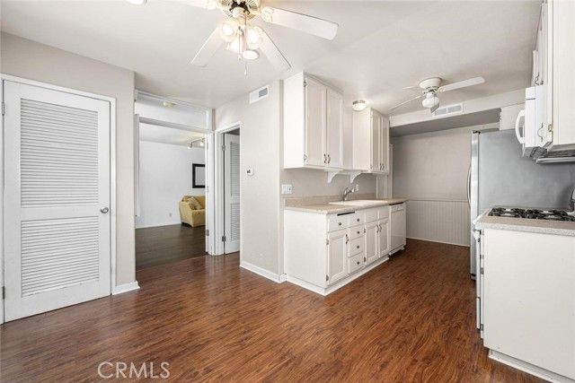 22994 Via Pimiento B3, Mission Viejo, CA 92691