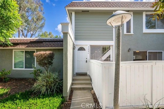 22994 Via Pimiento B3, Mission Viejo, CA 92691