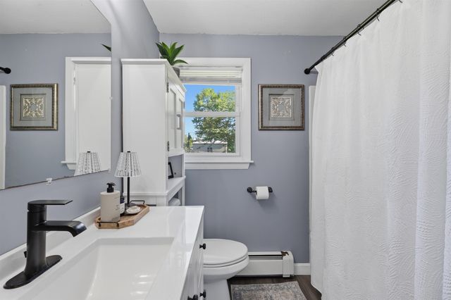 37 W Glenwood Street, Nashua, NH 03060