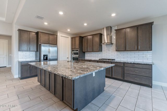 18378 W BROOKWOOD Drive, Goodyear, AZ 85338