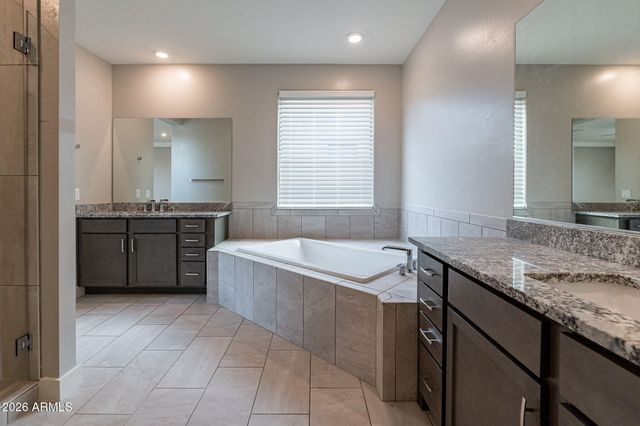 18378 W BROOKWOOD Drive, Goodyear, AZ 85338