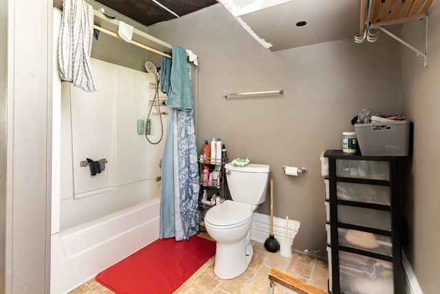 515 N Broadway Street, Joliet, IL 60435