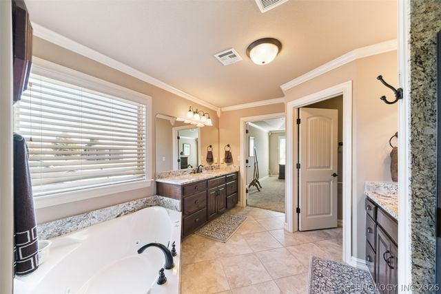 3398 E 426 Road, Oologah, OK 74053