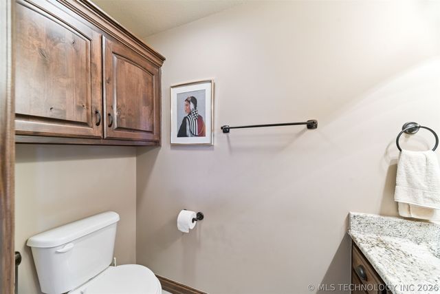 3398 E 426 Road, Oologah, OK 74053