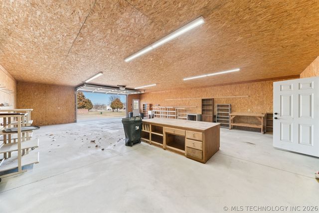 3398 E 426 Road, Oologah, OK 74053