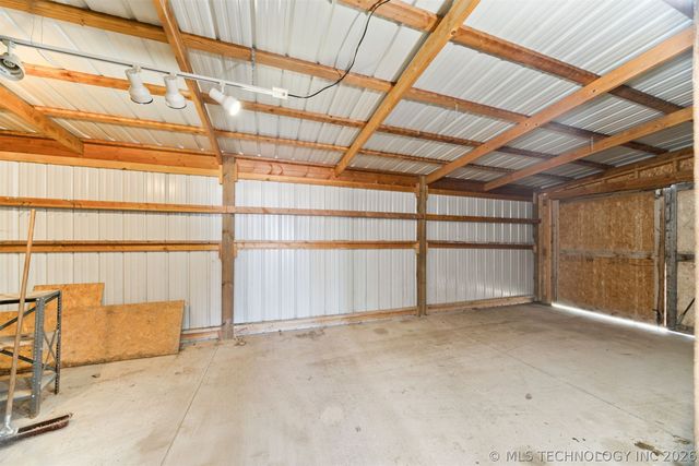 3398 E 426 Road, Oologah, OK 74053