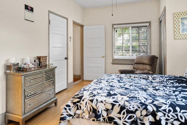 735 Colonial Road, West Palm Beach, FL 33405