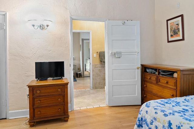 735 Colonial Road, West Palm Beach, FL 33405