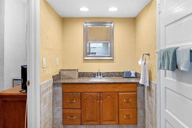 735 Colonial Road, West Palm Beach, FL 33405