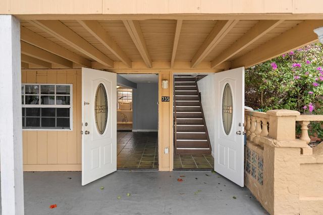 735 Colonial Road, West Palm Beach, FL 33405