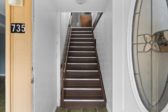 735 Colonial Road, West Palm Beach, FL 33405