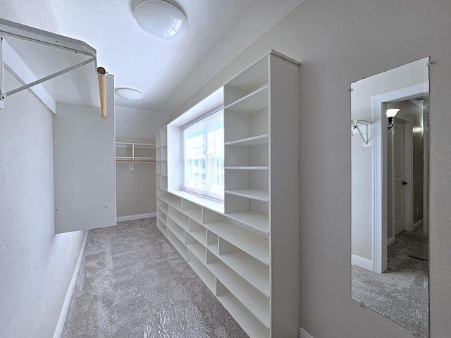 215 Randall PLACE, Elkhorn, WI 53121