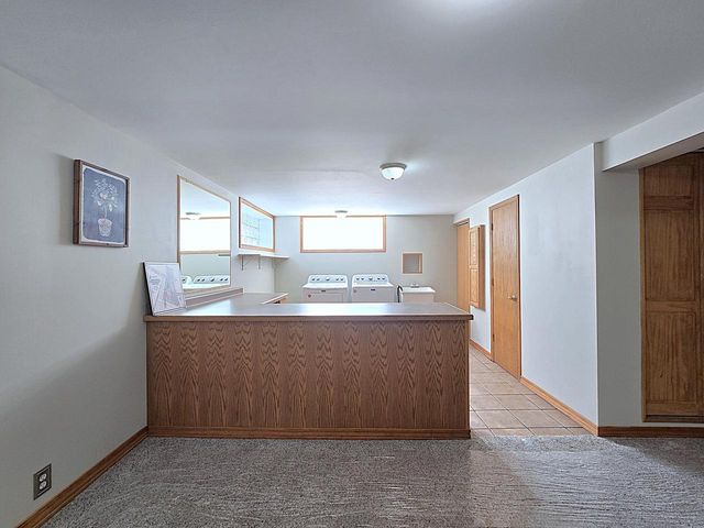 215 Randall PLACE, Elkhorn, WI 53121