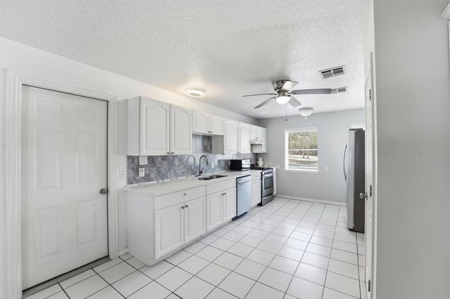 13392 Southshore Drive, Conroe, TX 77304