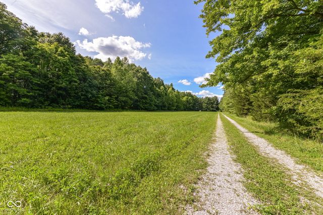 10790 W Awbrey Road, Quincy, IN 47456