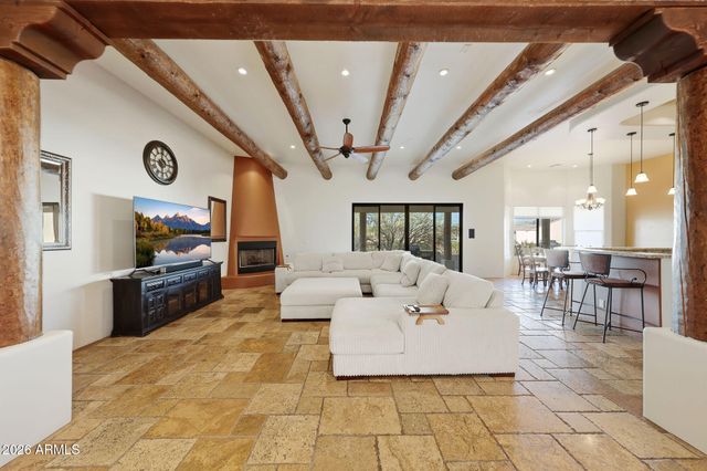 3211 W HORIZON Drive, Phoenix, AZ 85086
