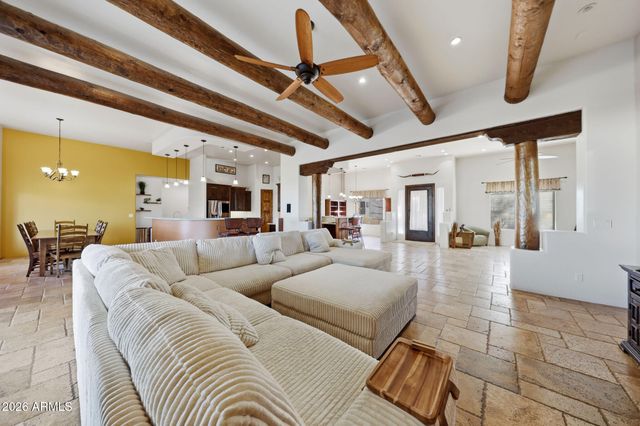 3211 W HORIZON Drive, Phoenix, AZ 85086