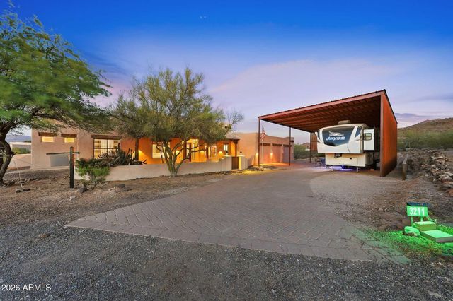 3211 W HORIZON Drive, Phoenix, AZ 85086