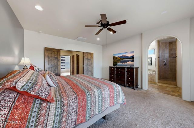 3211 W HORIZON Drive, Phoenix, AZ 85086