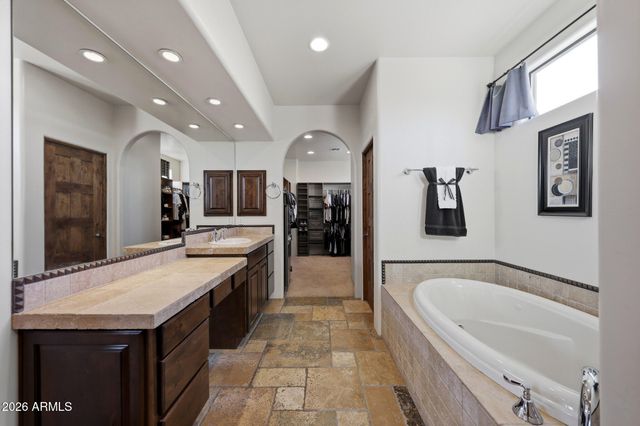 3211 W HORIZON Drive, Phoenix, AZ 85086