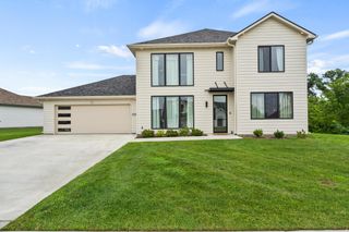 2240 N TRAVELLER DR, Columbia, MO 65202