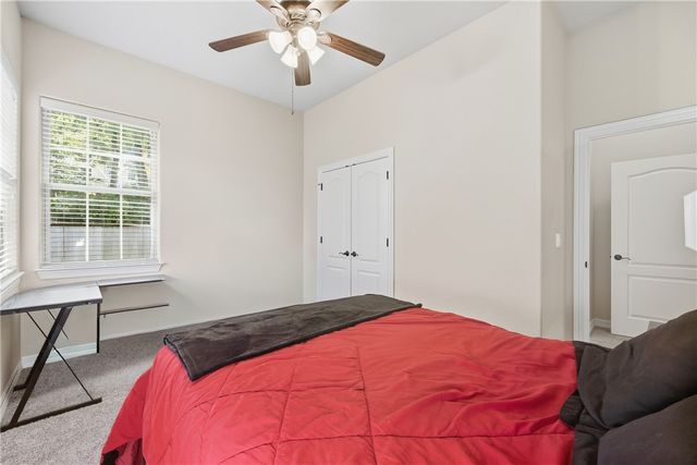 4379 Carriage Crossing Lane, Springdale, AR 72762