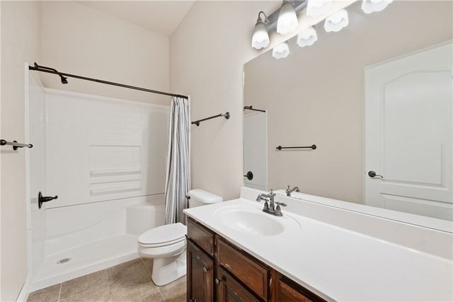 4379 Carriage Crossing Lane, Springdale, AR 72762