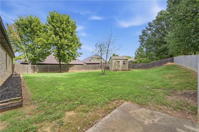 4379 Carriage Crossing Lane, Springdale, AR 72762