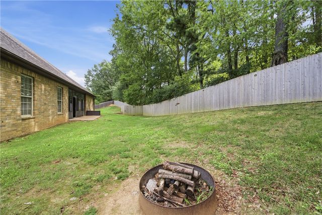 4379 Carriage Crossing Lane, Springdale, AR 72762