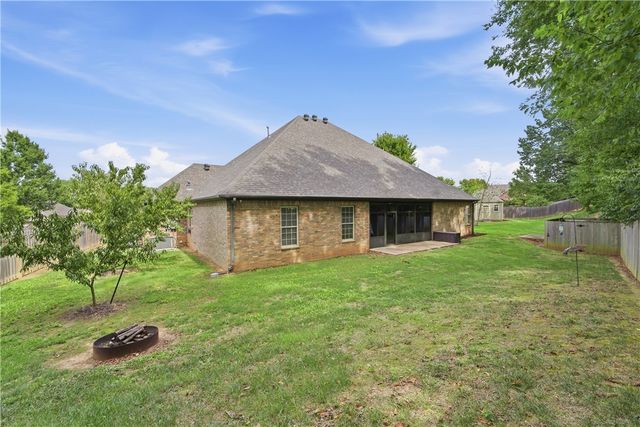4379 Carriage Crossing Lane, Springdale, AR 72762