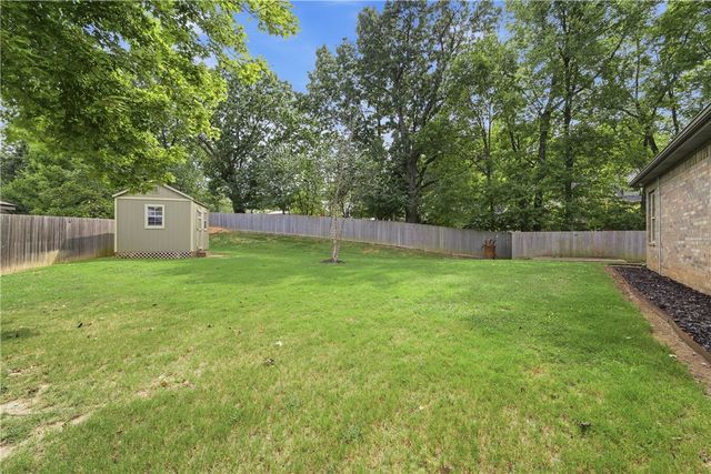 4379 Carriage Crossing Lane, Springdale, AR 72762