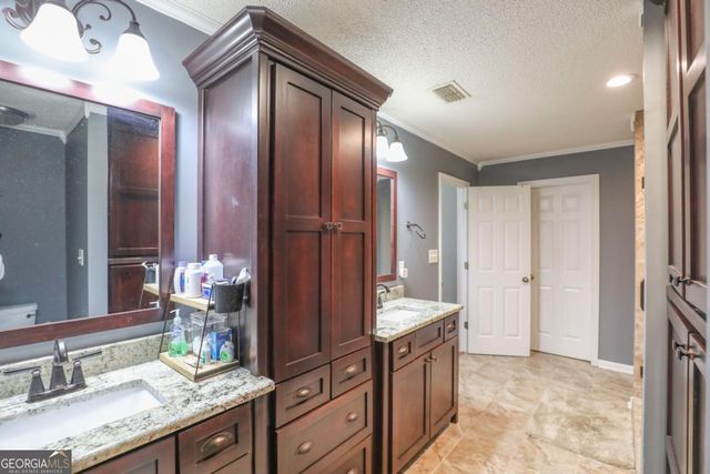 240 NW Southern Walk Drive, Milledgeville, GA 31061