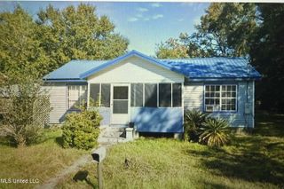 5137 Bay Avenue, Moss Point, MS 39563