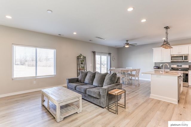 23210 Agee Circle, Waterloo, NE 68069