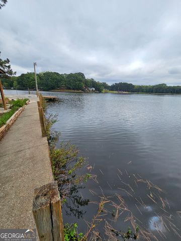 342 Lakeshore Drive, Stockbridge, GA 30281