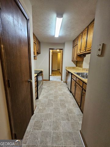 342 Lakeshore Drive, Stockbridge, GA 30281