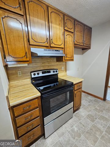 342 Lakeshore Drive, Stockbridge, GA 30281