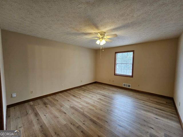 342 Lakeshore Drive, Stockbridge, GA 30281