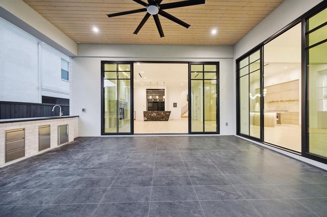 4530 Birch, Bellaire, TX 77401