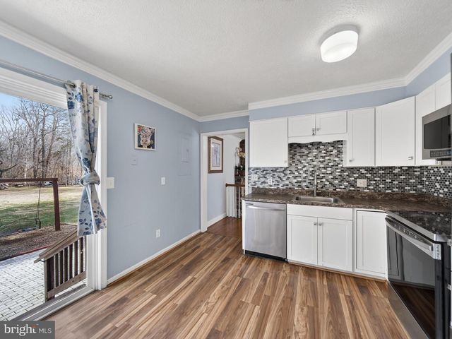 11223 BEALES BRANCH LN, Remington, VA 22734