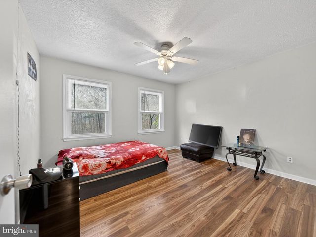 11223 BEALES BRANCH LN, Remington, VA 22734