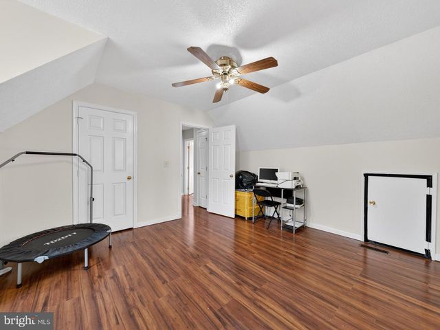 11223 BEALES BRANCH LN, Remington, VA 22734