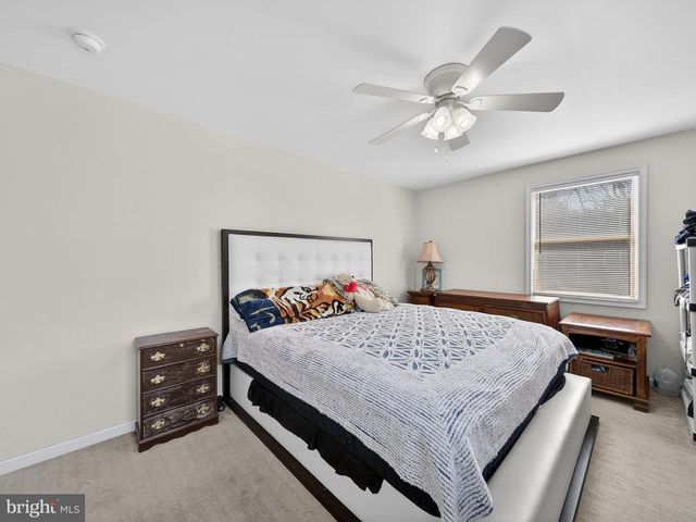 11223 BEALES BRANCH LN, Remington, VA 22734