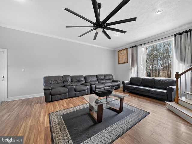 11223 BEALES BRANCH LN, Remington, VA 22734