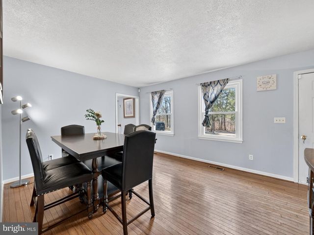11223 BEALES BRANCH LN, Remington, VA 22734