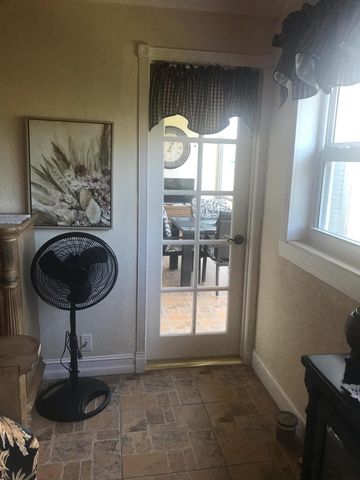 700 NE 14th Avenue NE 404, Hallandale Beach, FL 33009