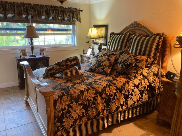 700 NE 14th Avenue NE 404, Hallandale Beach, FL 33009